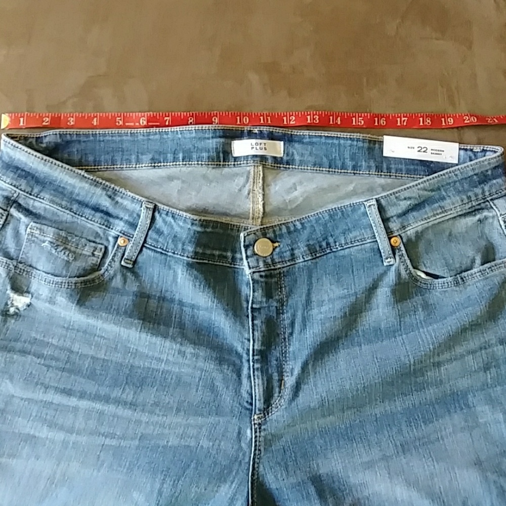 LOFT FRAYED BOTTOM STRETCH SKINNY JEANS - Picture 7 of 7